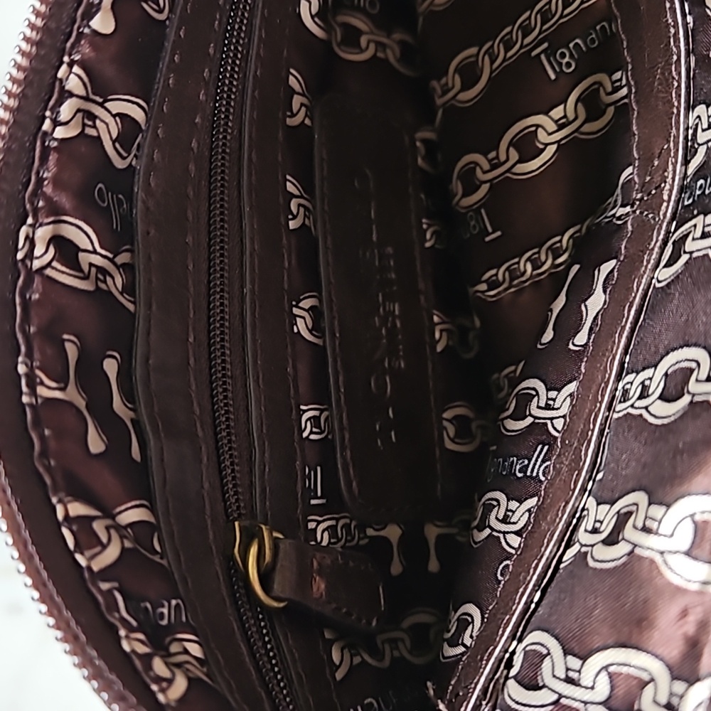 Tignanello brown leather Crossbody Purse - Picture 4 of 7